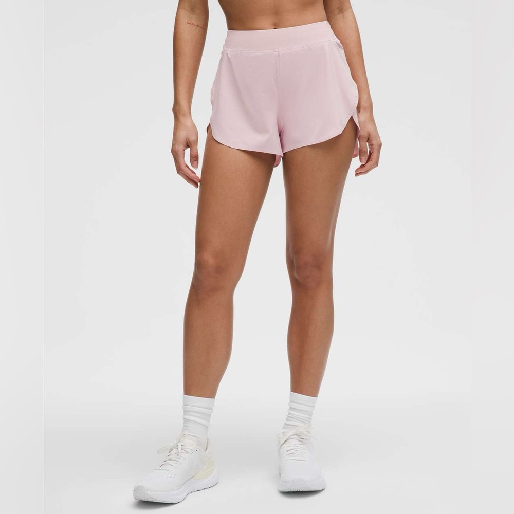 NWT Lululemon Fast and Free High-Rise Classic-Fit Short 3” in Pink Haze Small